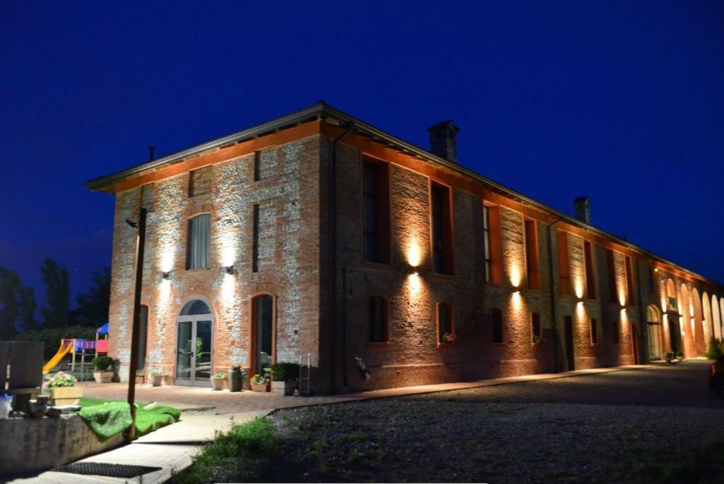 Agriturismo Mascudiera Fiorenzuola dʼArda المظهر الخارجي الصورة
